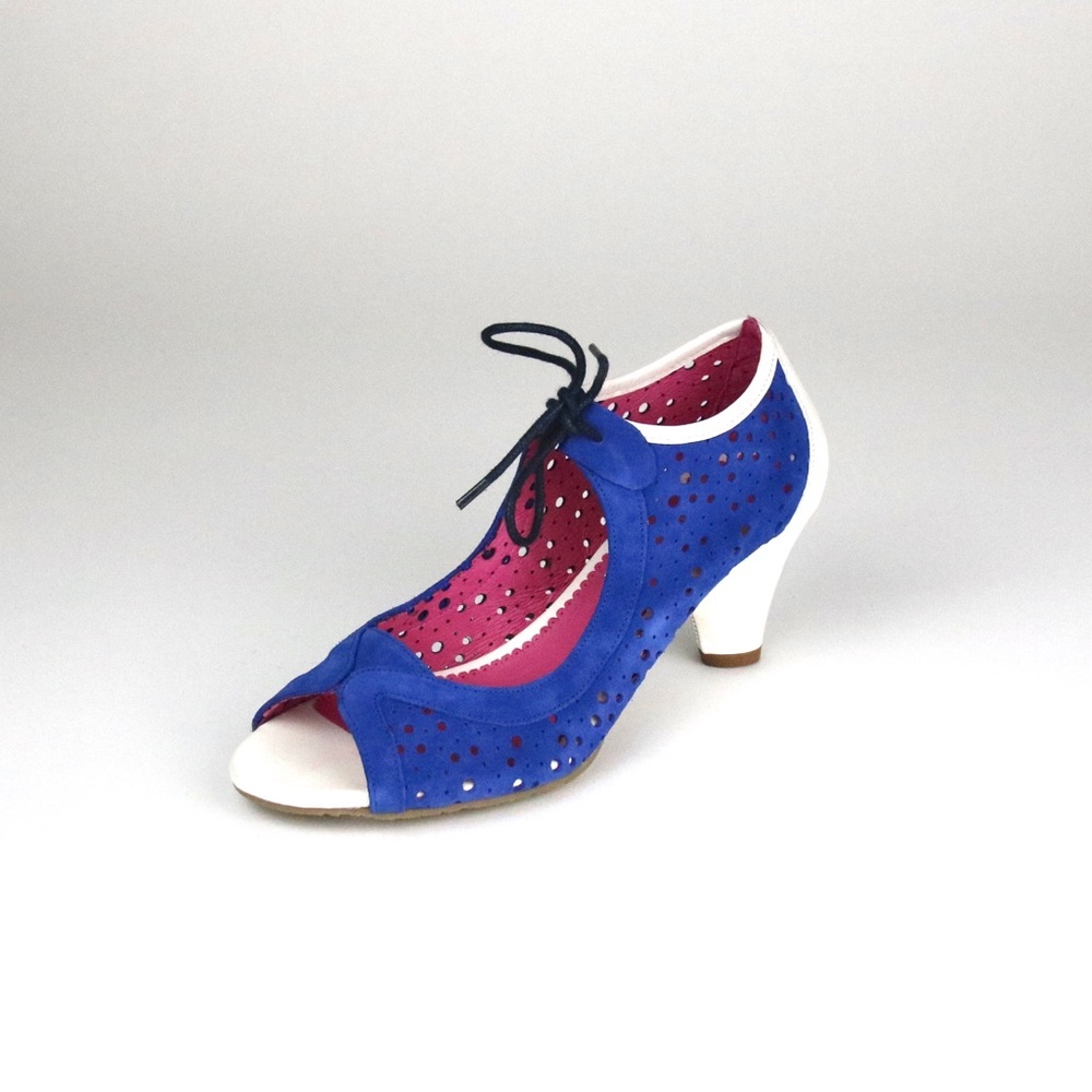Women’s Designer Shoes